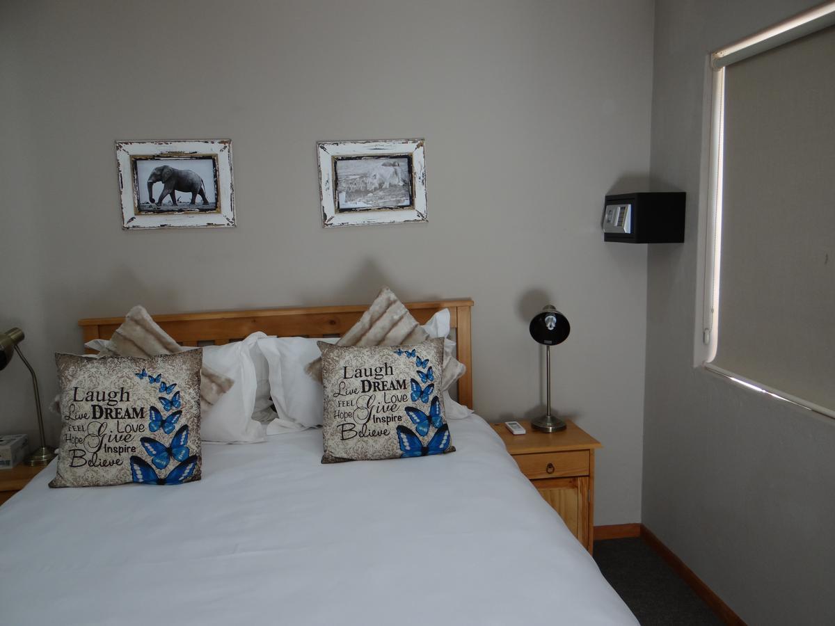 La Paix Guesthouse Beaufort West Ngoại thất bức ảnh