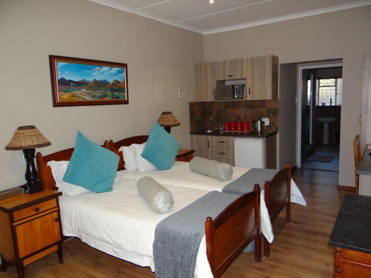La Paix Guesthouse Beaufort West Ngoại thất bức ảnh