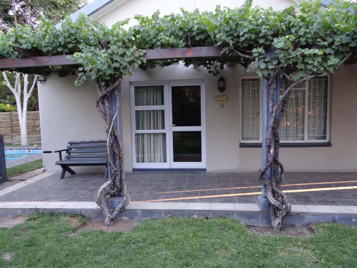 La Paix Guesthouse Beaufort West Ngoại thất bức ảnh