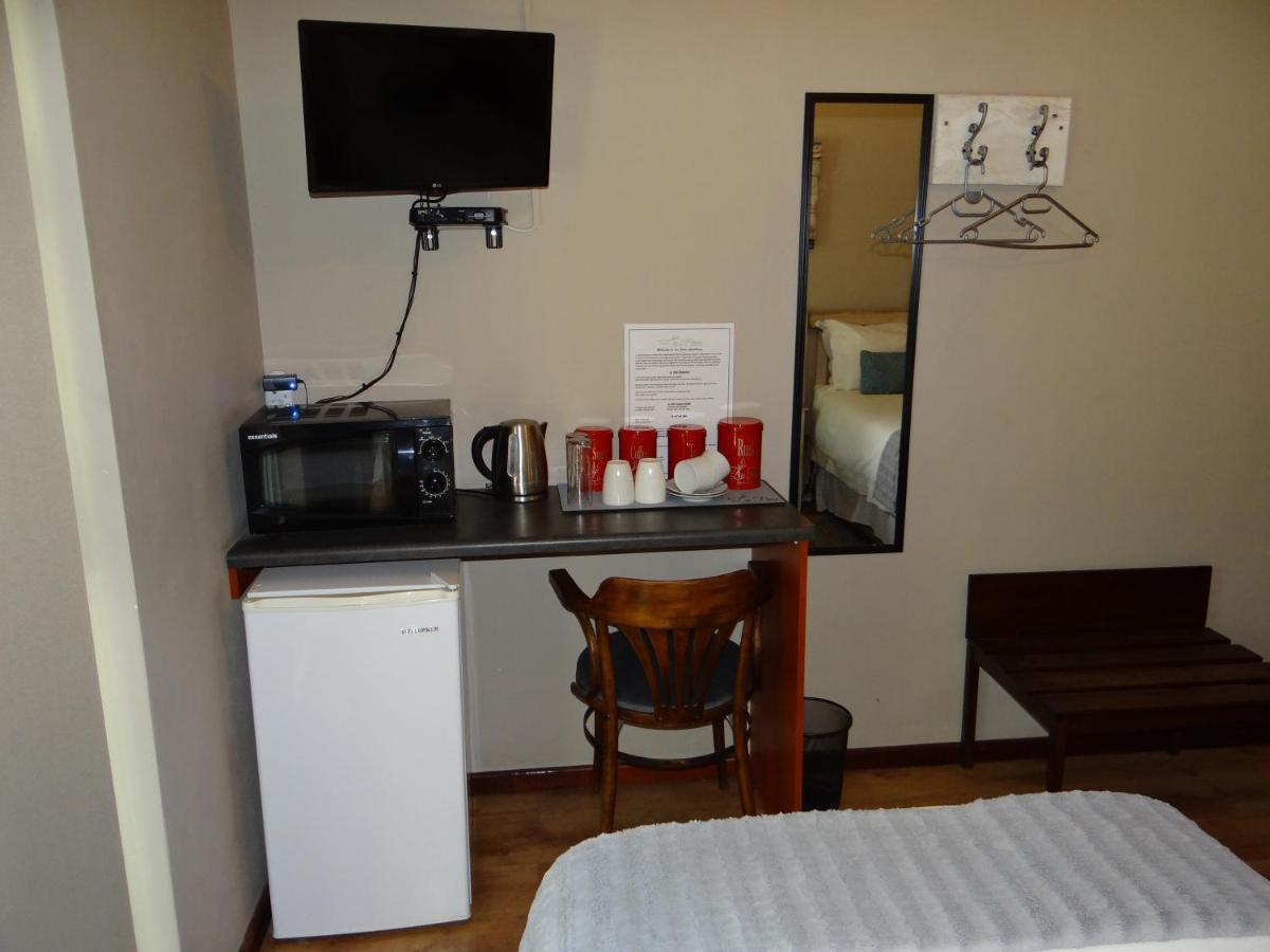 La Paix Guesthouse Beaufort West Ngoại thất bức ảnh