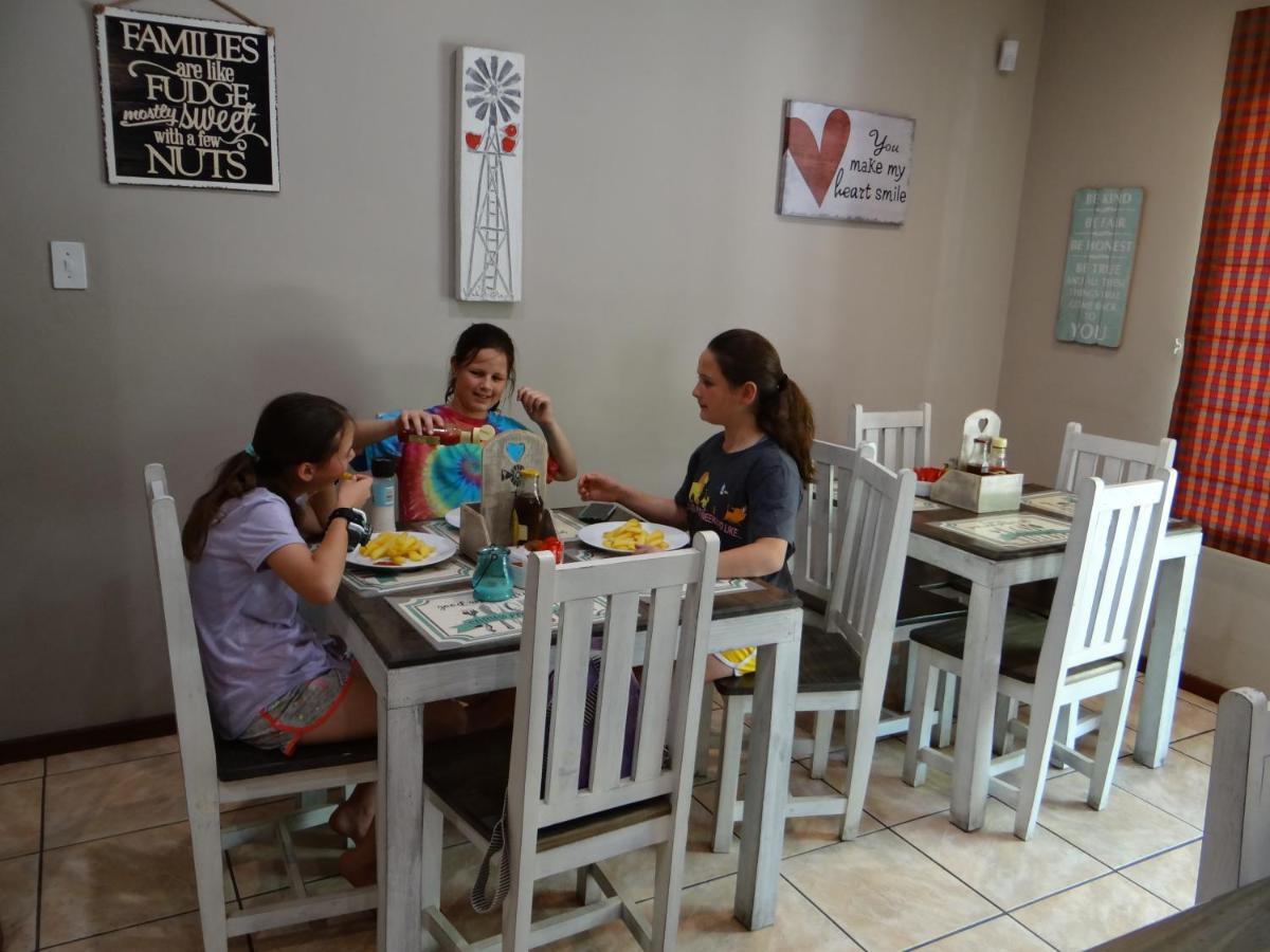 La Paix Guesthouse Beaufort West Ngoại thất bức ảnh